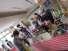 毎月第3水曜日はプチマルシェ。