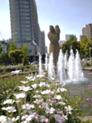 バックはニューグランドホテル新館