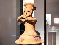祈る女性
