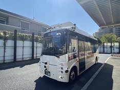 カメラ19台ほかセンサーが多く搭載されている